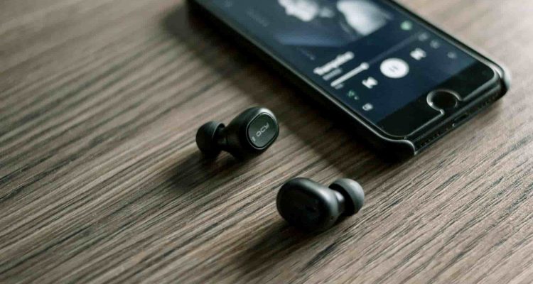Top Rated Wireless Earbuds Under $60 to Buy in 2020